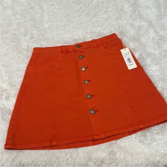 😊 Bundle of 7 Woman’s Skirts Size 8(M) - Picture 2 of 15